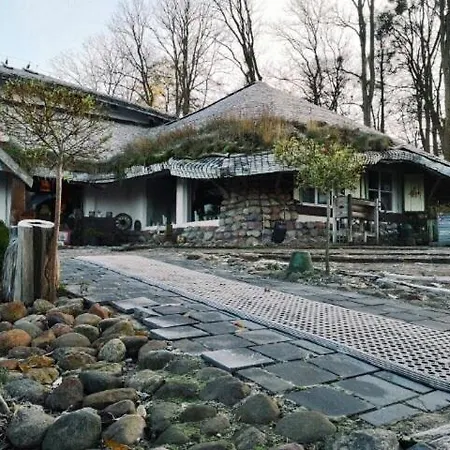 Austeria Hotel *